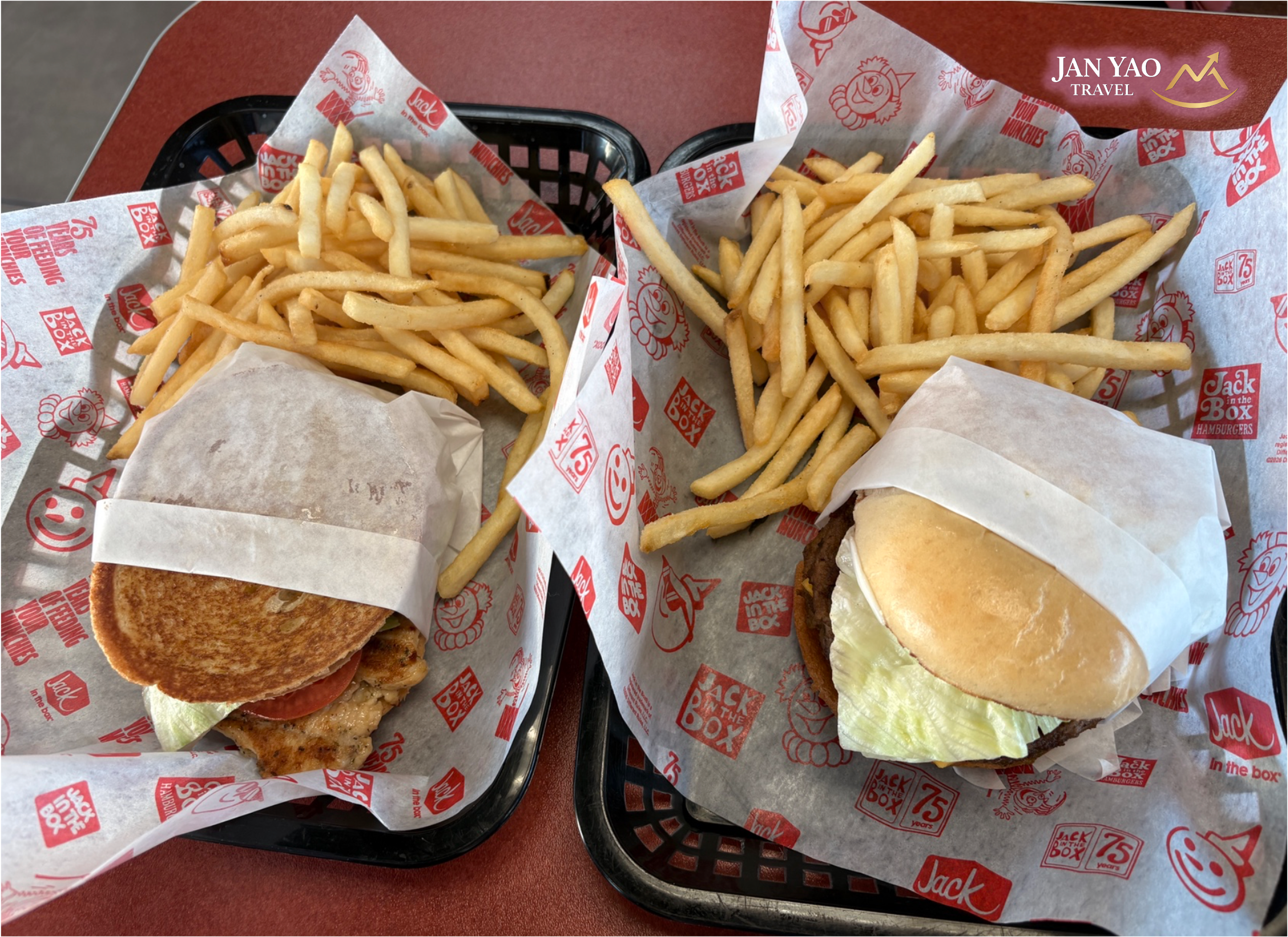 Jack in the Box 早餐套餐，漢堡和薯條的份量比想像中還大